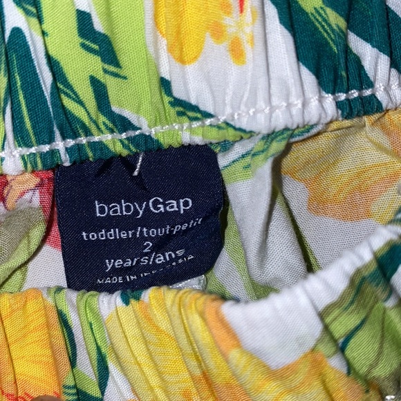 Toddler girl assorted shorts size 2T - Picture 4 of 16